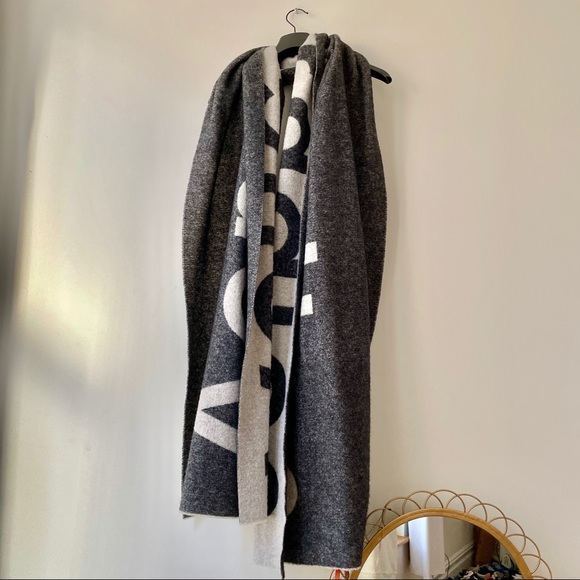 ACNE STUDIOS Toronty jacquard logo scarf